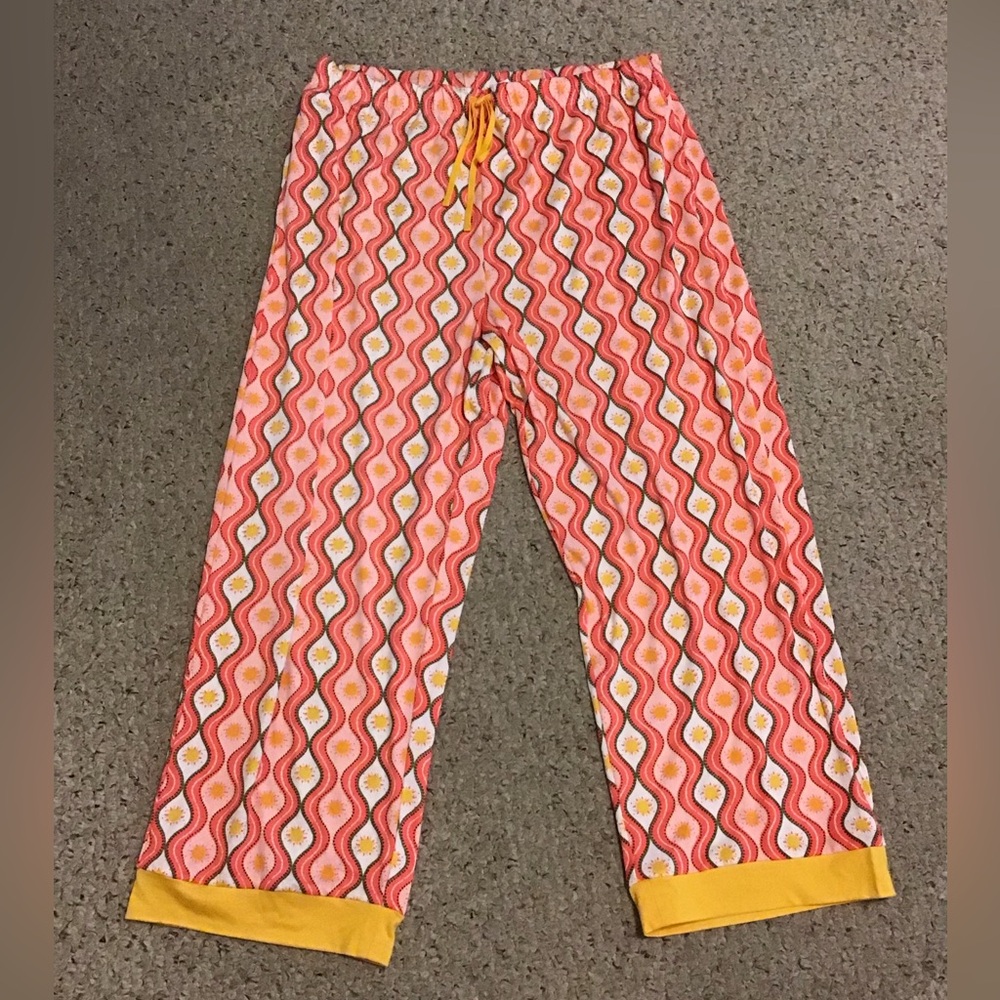 BEAUTY SLEEP SOCIAL SZ L NWOT SLEEP PANTS CROP SUPER SOFT LOUNGE